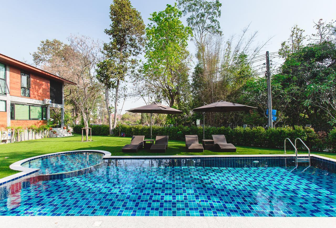 Stucco Loft Residency Otel Chiang Mai Dış mekan fotoğraf