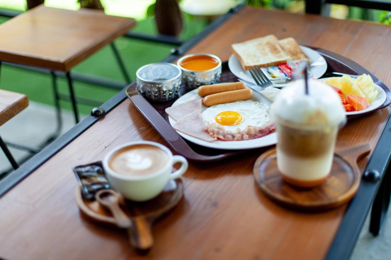 Stucco Loft Residency Otel Chiang Mai Dış mekan fotoğraf