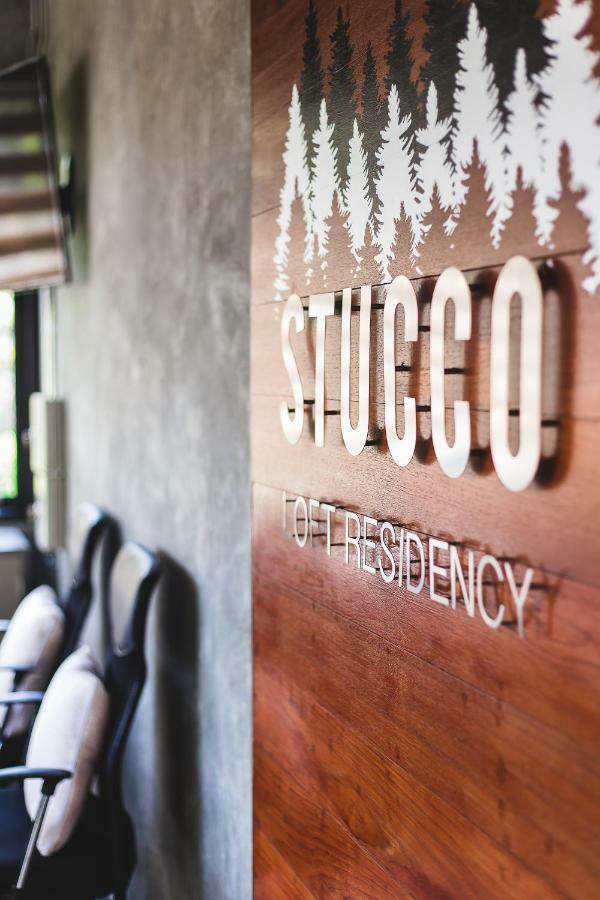 Stucco Loft Residency Otel Chiang Mai Dış mekan fotoğraf